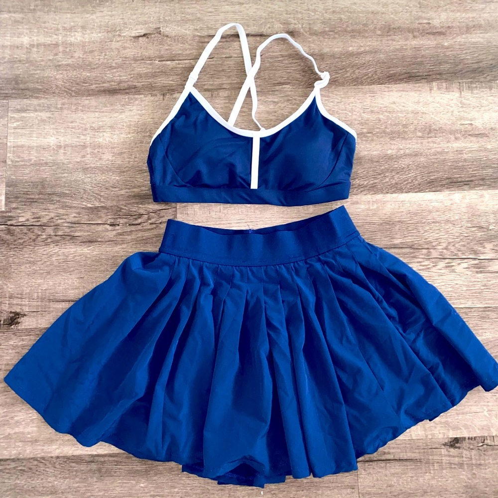 Super cute golf/tennis skort and bra set 💙